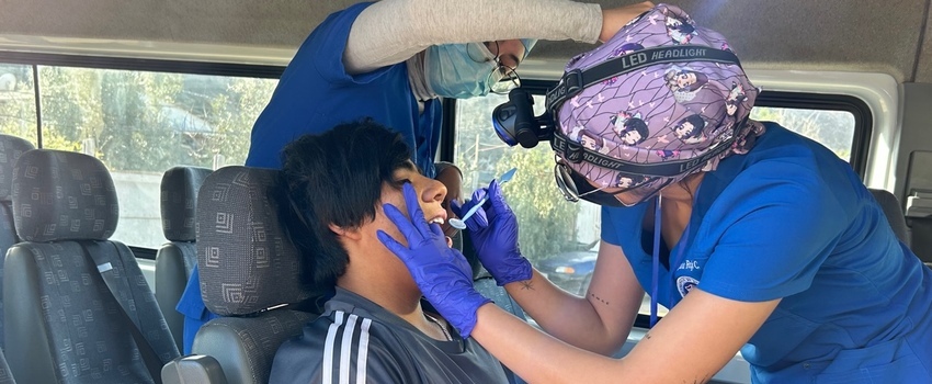 Voluntariado estudiantil de Odontología realizó operativo en campamento de La Herradura 